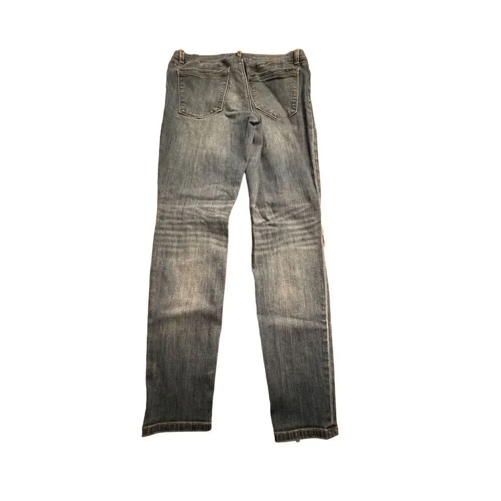 White House black market Distressed Skimmer Jeans 12
